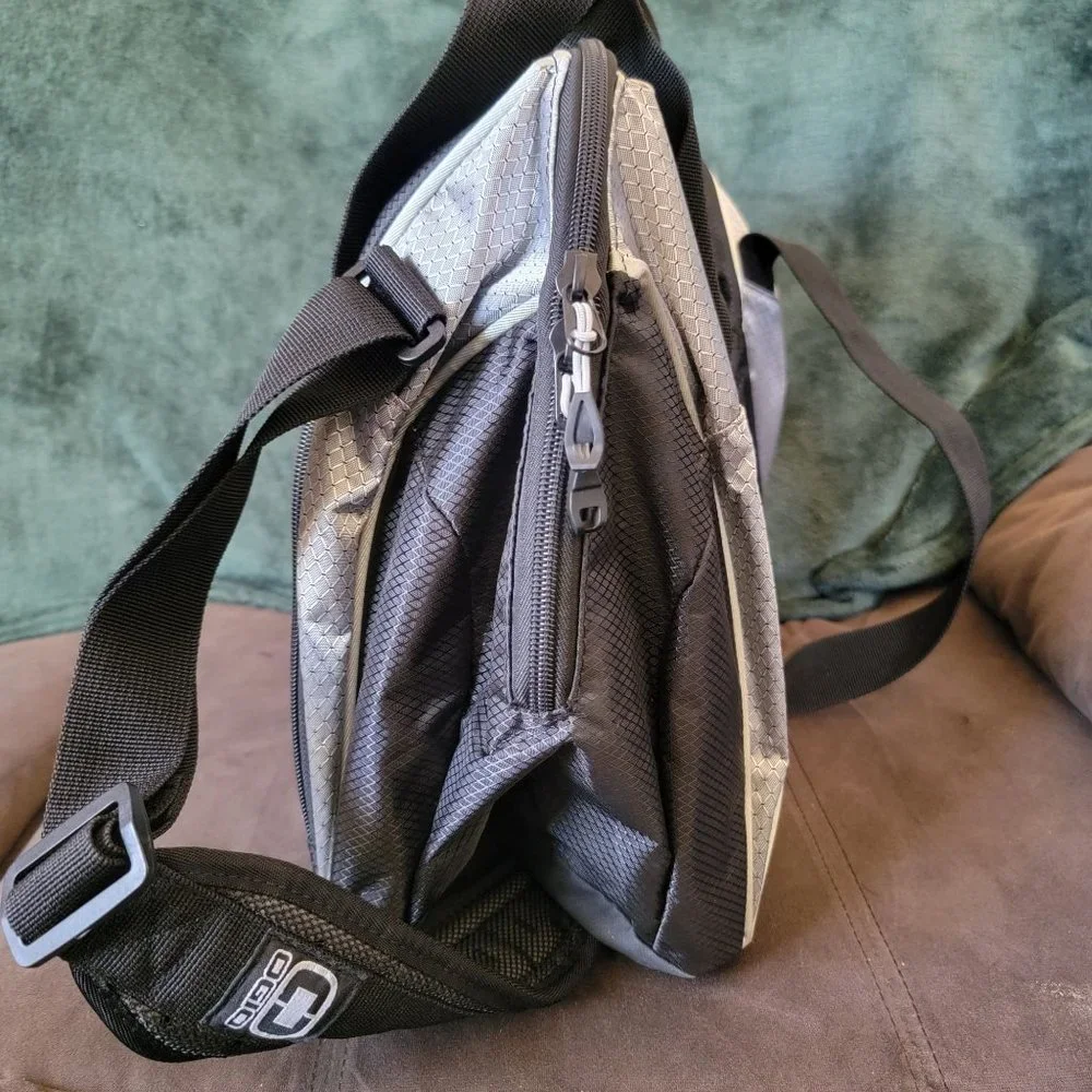 Ogio 1.0 Half Dome Duffel Bag The Cheesecake Factory Charity Golf Tournament